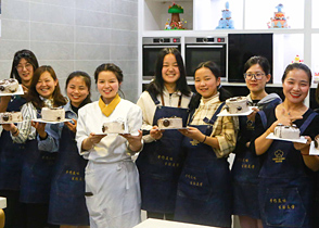 ��ɫС��רҵ