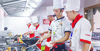 ����ܳ�רҵ